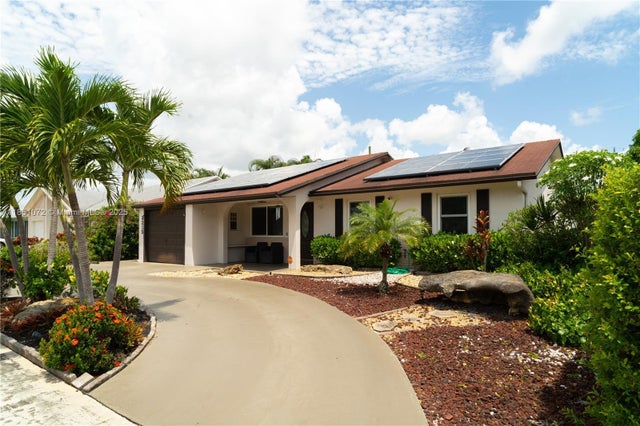 4 of 37 - 3215 Sw 2nd Ct, Deerfield Beach, FL