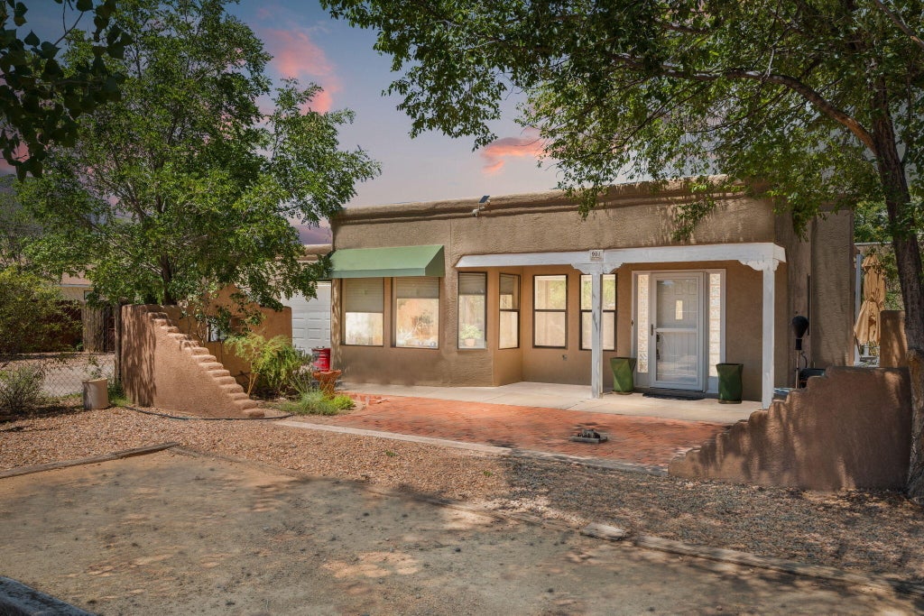 901 Ortega Road Nw, Albuquerque