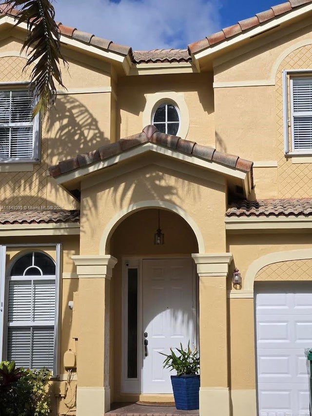 1 of 23 - 11575 Sw 138th Ave, Miami, FL