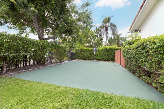 5 of 28 - 6302 Sw 44th St, South Miami, FL