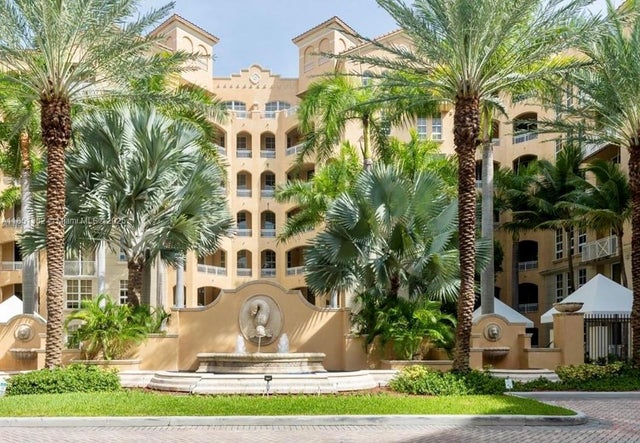 1 of 61 - 3001 Ne 185th St 710, Aventura, FL