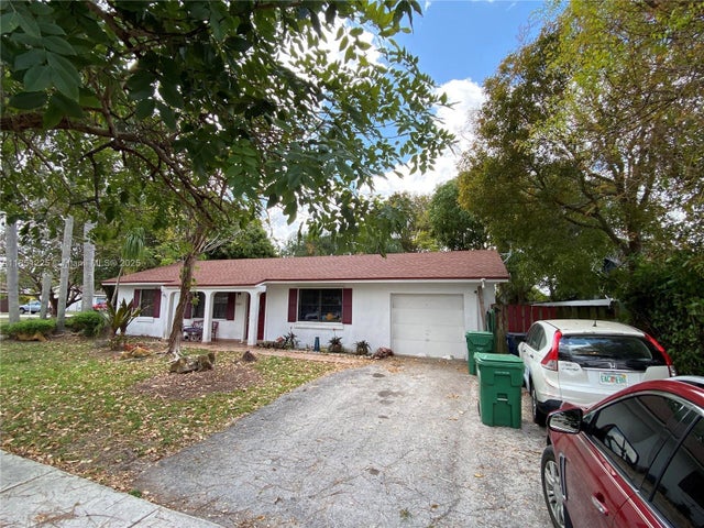 4 of 27 - 14902 Sw 65th Ter, Miami, FL