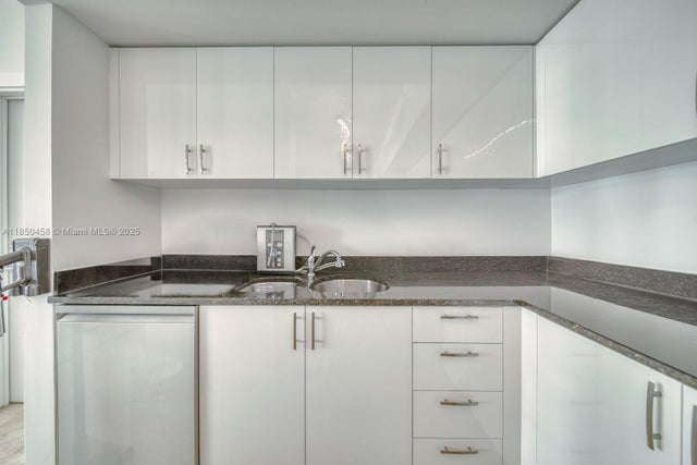 3 of 51 - 3131 Ne 188th St 2-1103, Aventura, FL