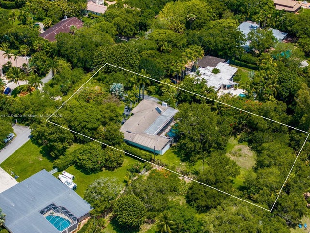 1 of 41 - 12365 Sw 60th Ct, Pinecrest, FL