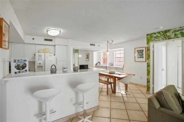 3 of 14 - 19555 E Country Club Dr 8502, Aventura, FL