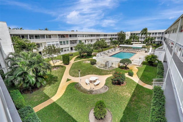 4 of 28 - 15600 Ne 6th Ave 30a, Miami, FL