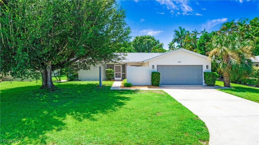 5657 Eichen Cir E, FORT MYERS