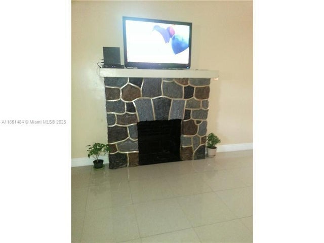 3 of 13 - 321 Nw 13th Ave, Miami, FL