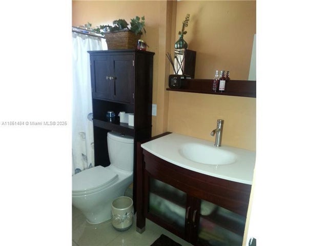 5 of 13 - 321 Nw 13th Ave, Miami, FL