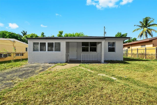 1 of 22 - 410 Ne 172nd St, North Miami Beach, FL