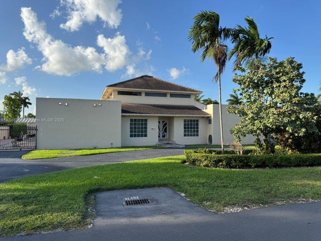 5 of 70 - 9931 Nw 130th St, Hialeah Gardens, FL