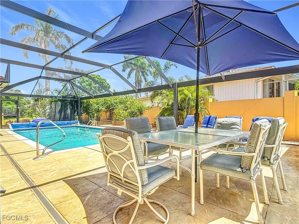 901 Arawak Ave, Marco Island