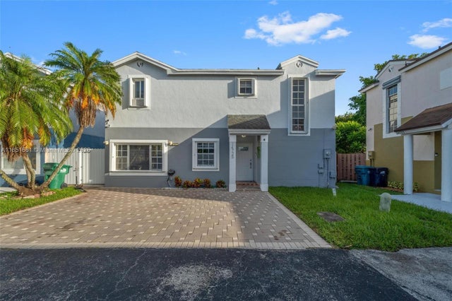 1 of 50 - 14725 Sw 90th Ter, Miami, FL