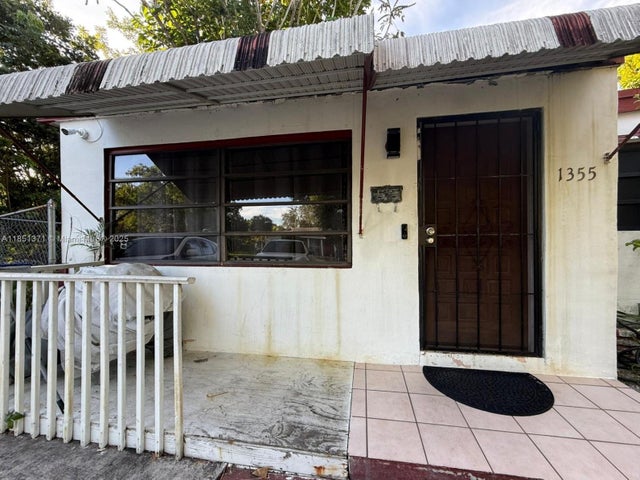 5 of 20 - 1355 Ne 139th St, North Miami, FL
