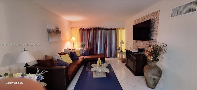 2 of 39 - 5835 Washington St 49, Hollywood, FL