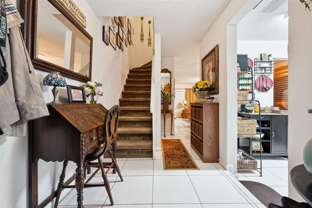 2 of 17 - 4119 Ne 21st Terrace, Lighthouse Point, FL