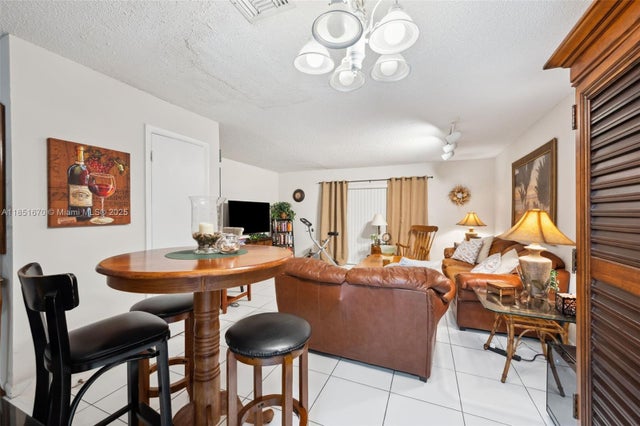 4 of 17 - 4119 Ne 21st Terrace, Lighthouse Point, FL