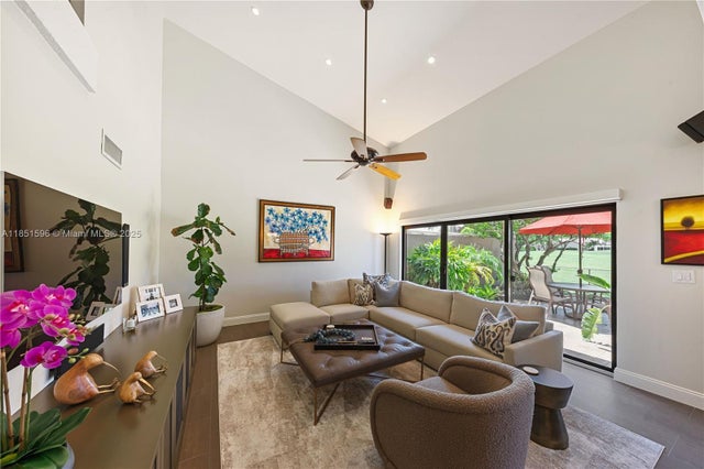 5 of 33 - 303 Saint Andrews Rd 19-68, Hollywood, FL