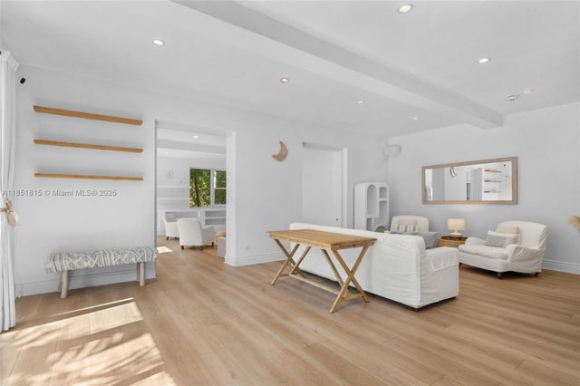 4 of 39 - 200 Ocean Lane Dr 108, Key Biscayne, FL
