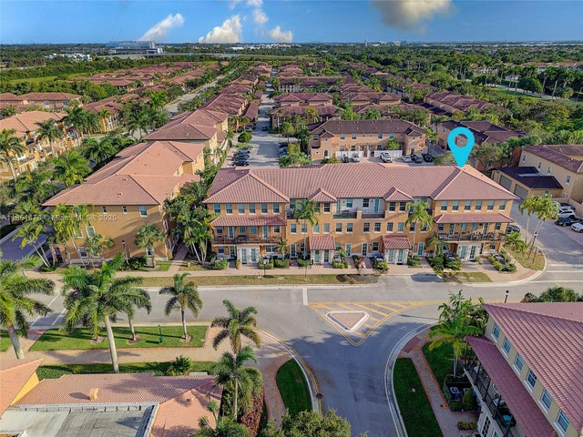 2 of 40 - 14774 Sw 10th St 10502, Pembroke Pines, FL