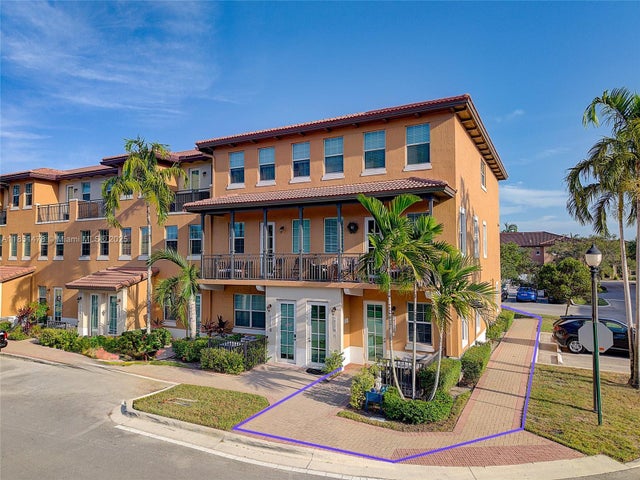 4 of 40 - 14774 Sw 10th St 10502, Pembroke Pines, FL
