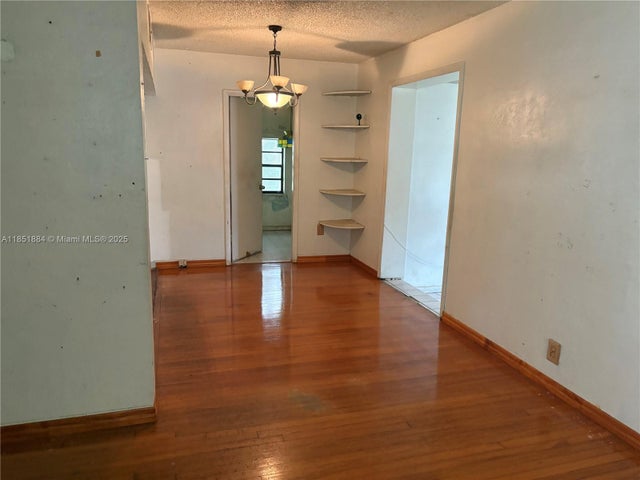 2 of 4 - 7850 Sw 16th St, Miami, FL