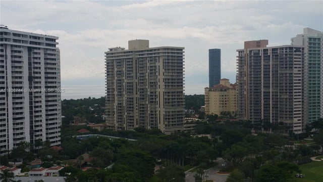 2 of 9 - 3675 N Country Club Dr 2005, Aventura, FL