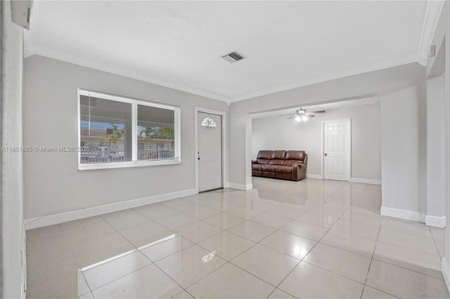5 of 21 - 5325 Sw 22nd St, West Park, FL