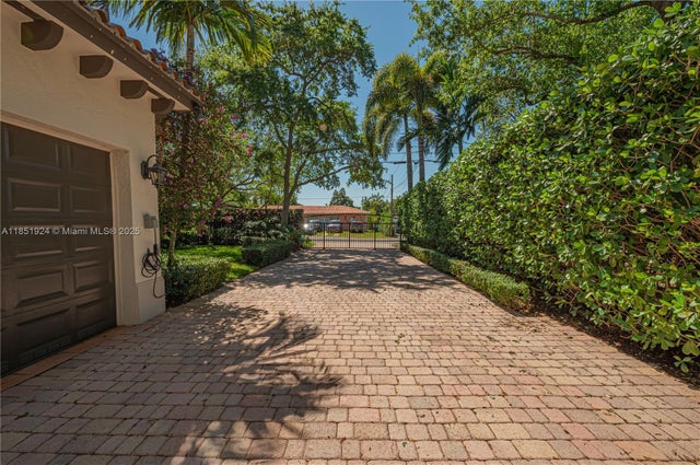 3 of 98 - 5815 Sw 27th St, Miami, FL
