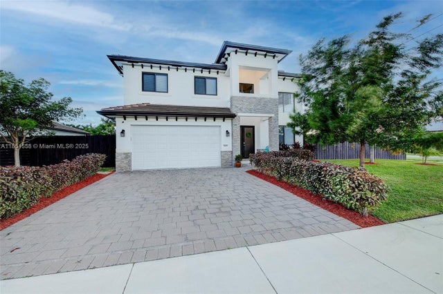 3 of 41 - 9220 Sw 170th St, Palmetto Bay, FL