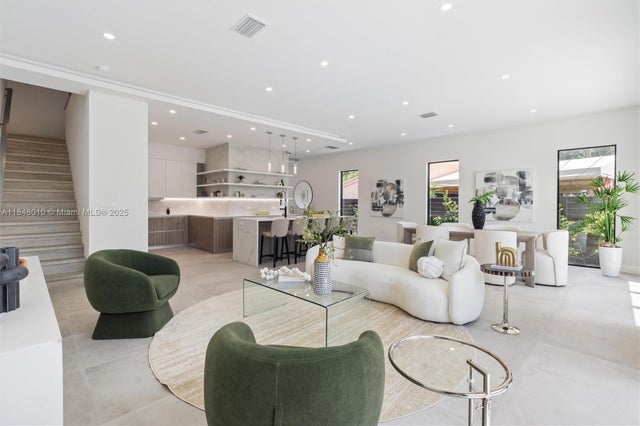 1 of 24 - 1814 Middle River Dr, Fort Lauderdale, FL