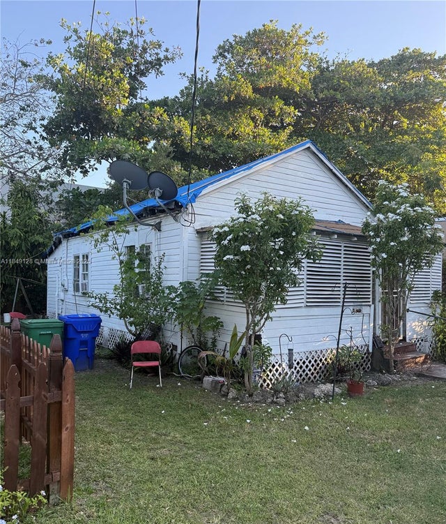 1 of 1 - 3748 Washington Ave, Miami, FL