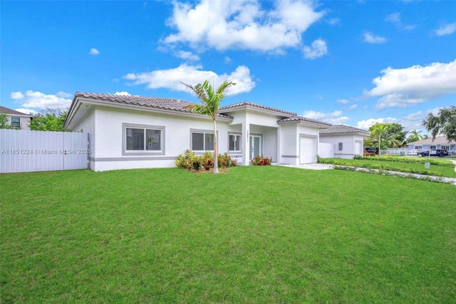 2 of 39 - 12911 Sw 266th Ter, Homestead, FL