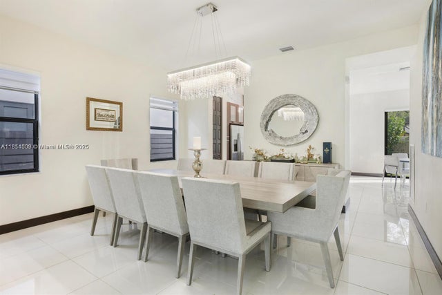 5 of 37 - 8814 Nw 154th Ter, Miami Lakes, FL