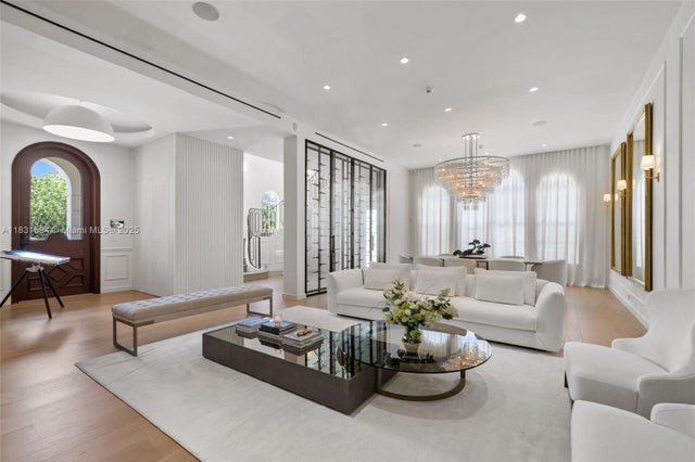 4 of 25 - 506 Sunset Dr, Coral Gables, FL