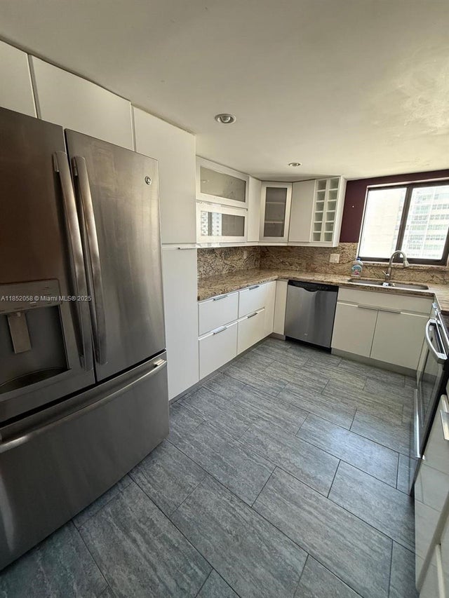 5 of 76 - 1500 S Ocean Dr 5g, Hollywood, FL
