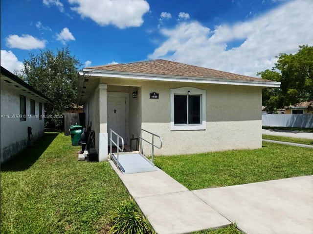 1 of 28 - 6040 Nw 30th Ave, Miami, FL