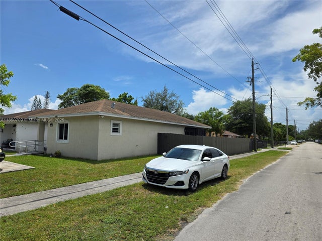 5 of 28 - 6040 Nw 30th Ave, Miami, FL