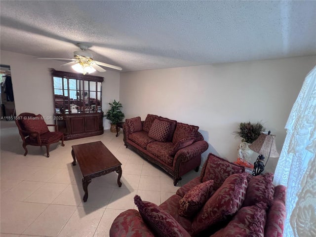 2 of 12 - 240 Northampton L 240, West Palm Beach, FL
