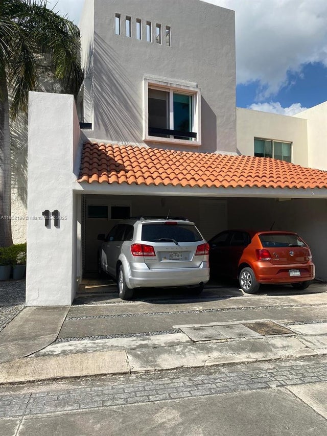 2 of 23 - N/A, Cancun,