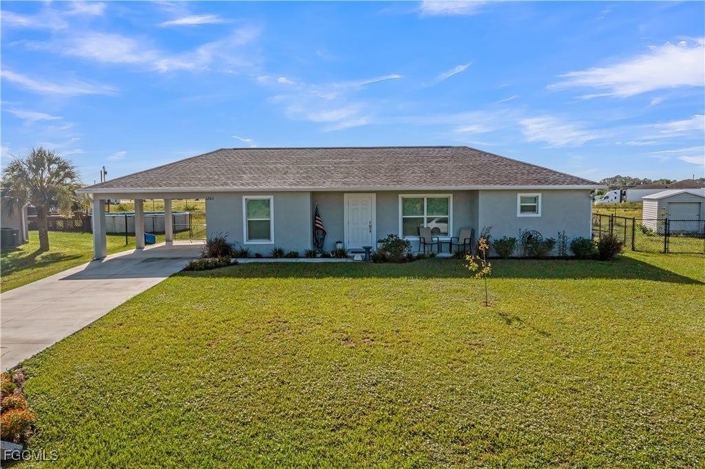 1263 Norge Ct, LABELLE