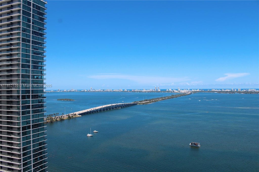 480 Ne 31st St 3301, Miami