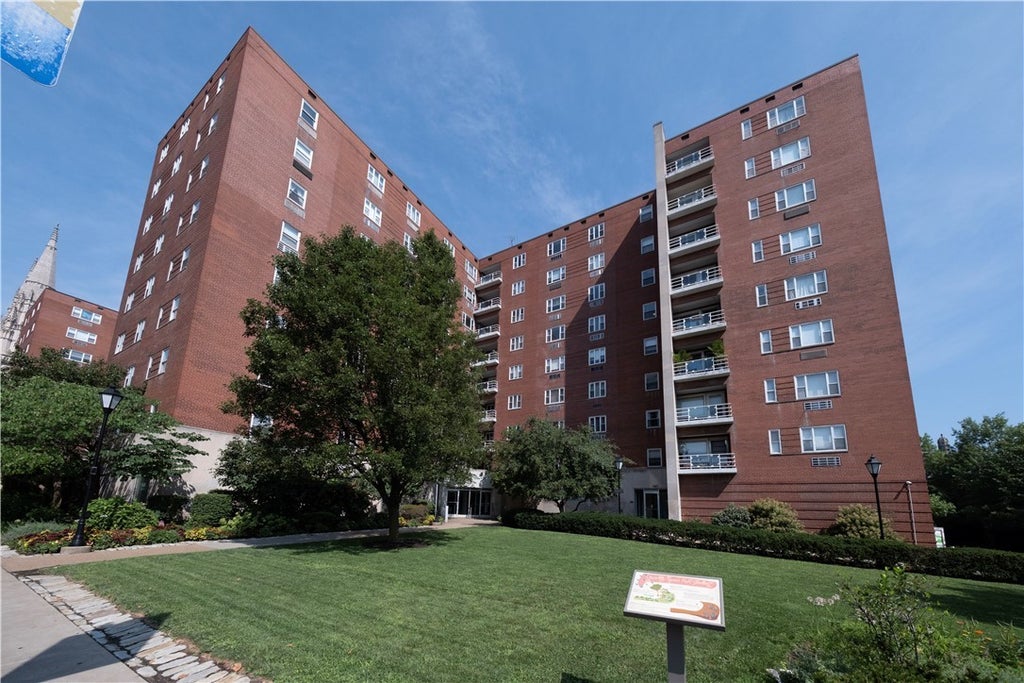 4625 Fifth Avenue 609, Oakland