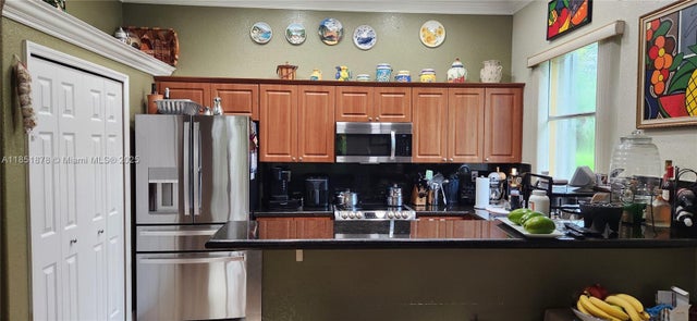 3 of 16 - 21401 Sw 187th Ave, Miami, FL