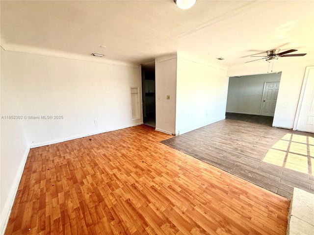 4 of 14 - 1426 Hillcrest Dr, Lake Worth, FL