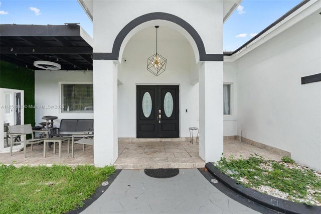 4 of 57 - 20701 Sw 132nd Ct, Miami, FL