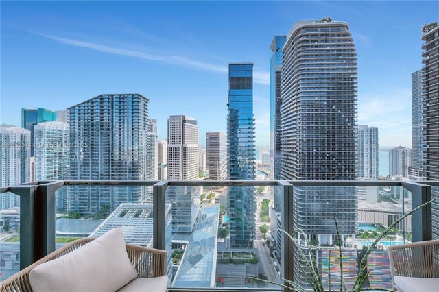 2 of 43 - 88 Sw 7th St 3003, Miami, FL