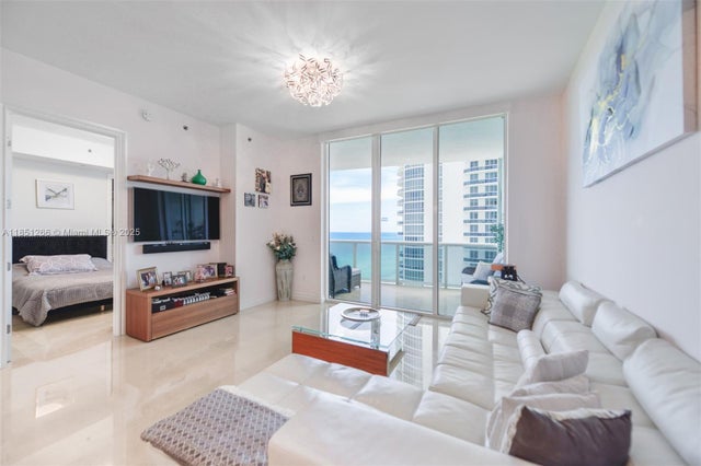 3 of 35 - 15901 Collins Ave 1602, Sunny Isles Beach, FL