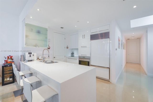 5 of 35 - 15901 Collins Ave 1602, Sunny Isles Beach, FL