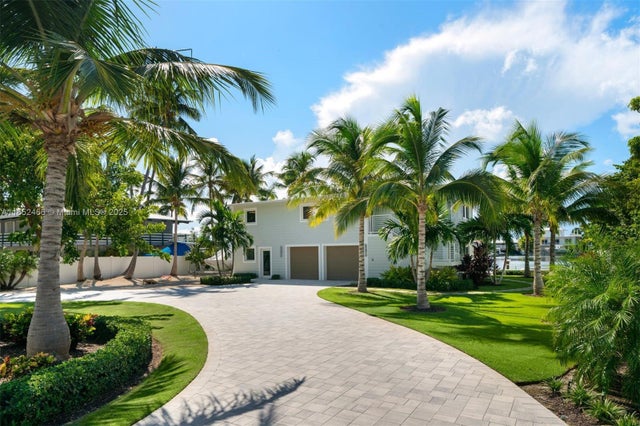 1 of 64 - 109 Sapodilla Dr, Islamorada, FL